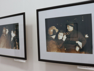 В Новокузнецке к 88-летию со дня рождения Высоцкого открылась выставка фотографий Владимира Богачева