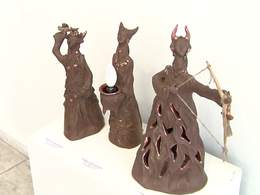 В Новокузнецке открылась традиционная выставка работ мастеров декоративно-прикладного искусства