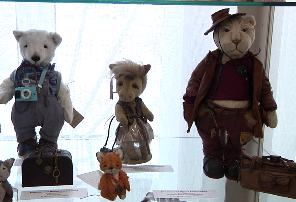 В Новокузнецке открылась традиционная выставка работ мастеров декоративно-прикладного искусства