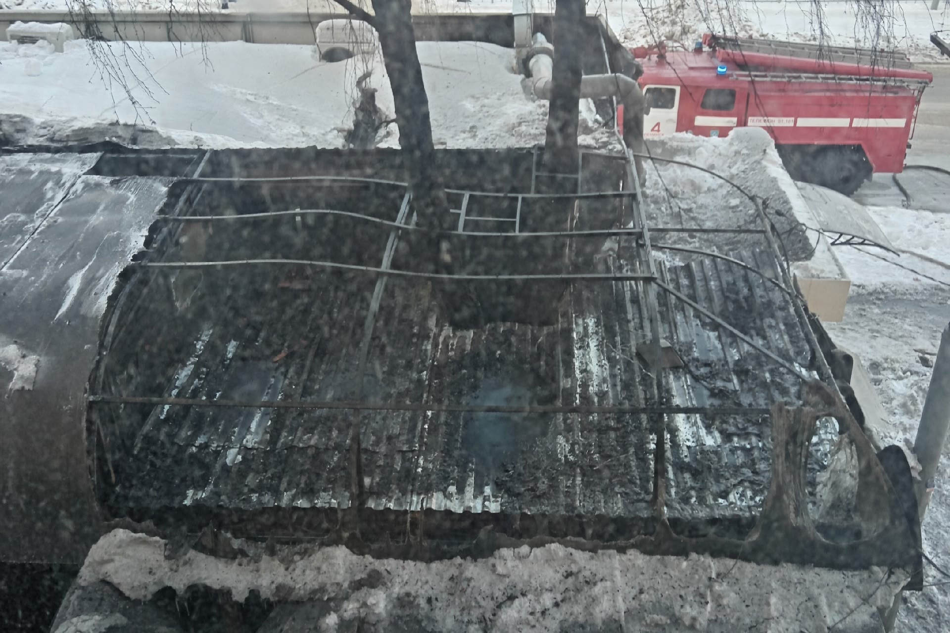 В Ленинске-Кузнецком сгорело популярное кафе-шашлычная на улице Пушкина