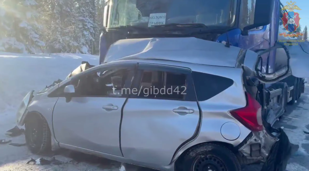 В Кемеровском округе в результате ДТП погиб водитель иномарки