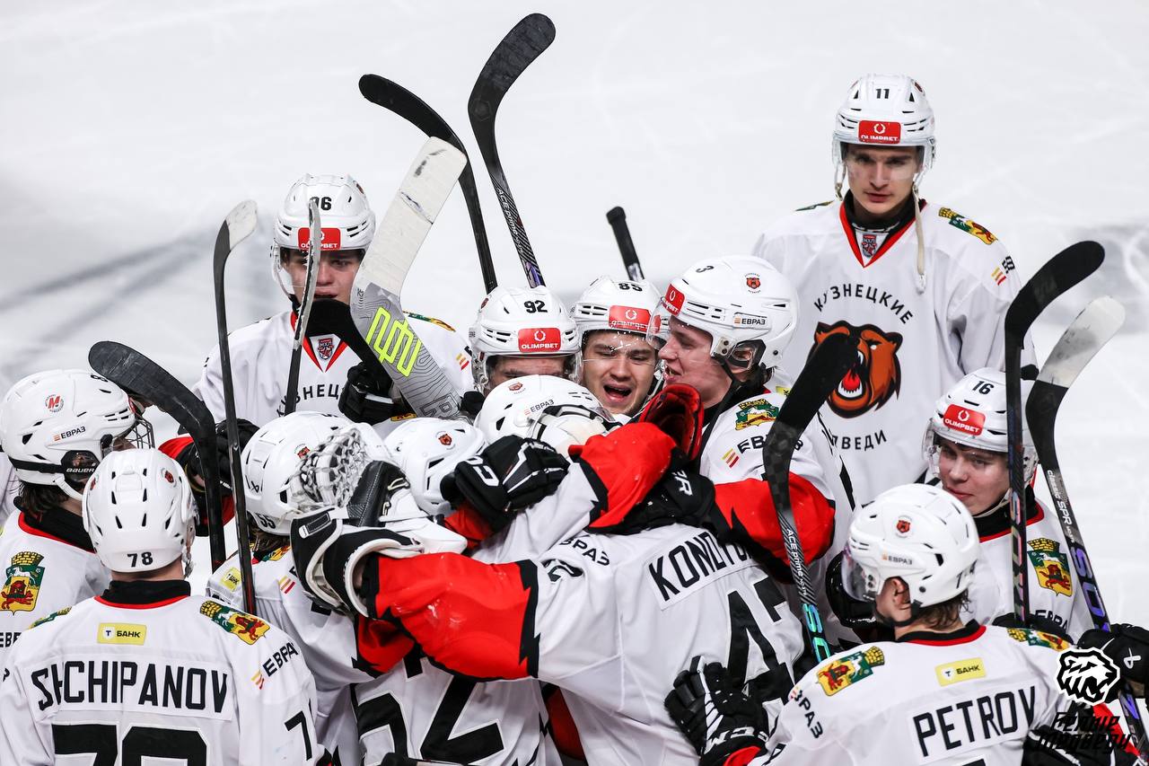 «Кузнецкие Медведи» одолели на выезде «Белых Медведей» по буллитам