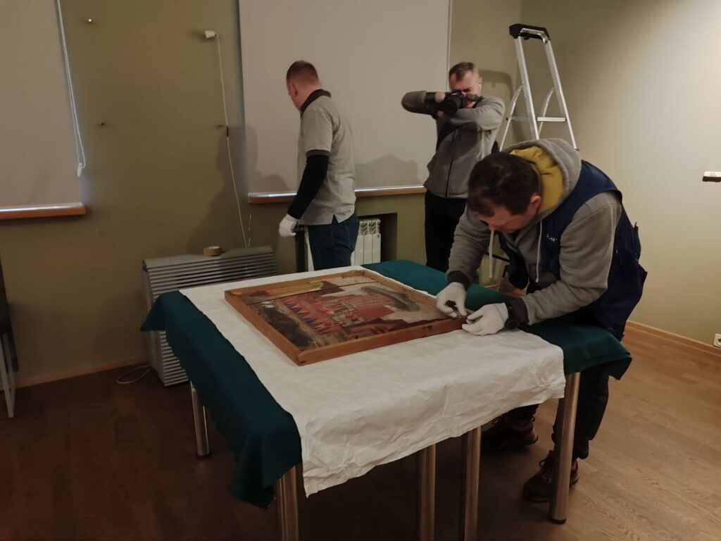 Музейное закулисье: картины Шишкина покидают Кузбасс