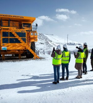 «Кузбассразрезуголь» установил рекорд по числу промышленных туристов в 2025 году