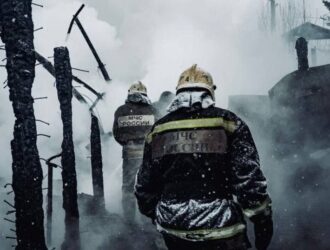 Кузбасские пожарные 12 раз за сутки выезжали на тушение огня