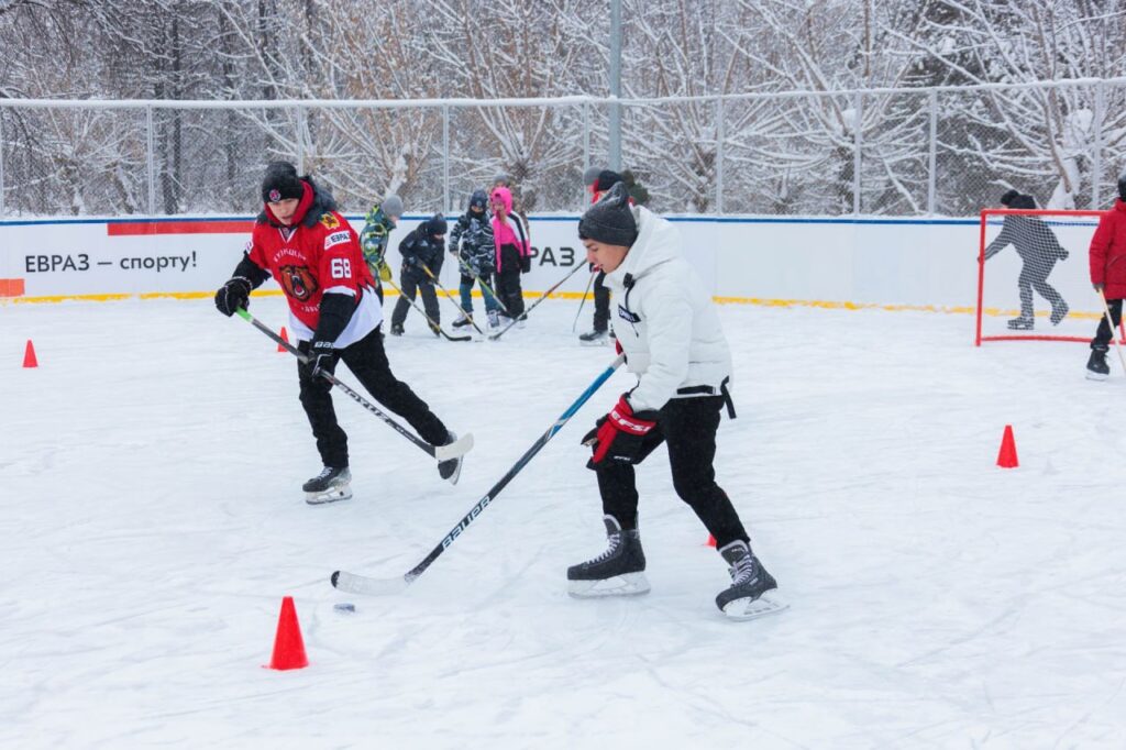 На Юге Кузбасса построили новую многофункциональную спортивную площадку