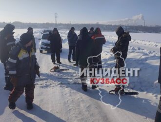 Жители села Поломошное пожаловались на разрушение ледовой переправы