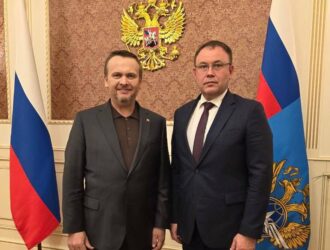 Губернатор Кузбасса провел встречу с министром транспорта России