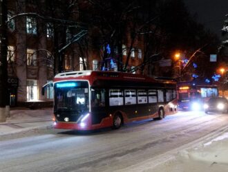 В Кемерове часть троллейбусов перевели на резервные маршруты из-за коммунальной аварии
