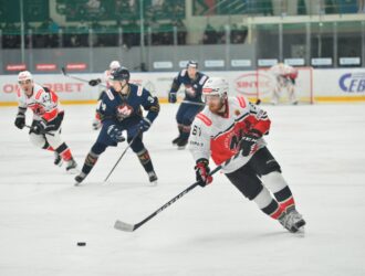 Новокузнецкий «Металлург» переиграл «Олимпию» по буллитам