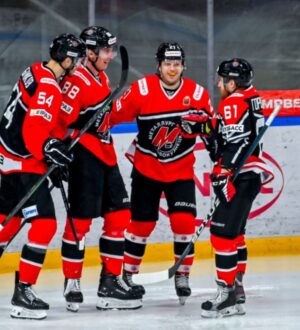 Домашний матч «Металлурга» можно смотреть в прямом эфире на «10 канале»