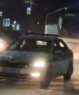 Сотрудники ГАИ Кузбасса помогли красноярским спортсменам добраться домой