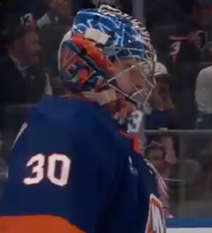 Вратарь из Кузбасса установил рекорд «Нью-Йорк Айлендерс» по числу игр «на ноль»