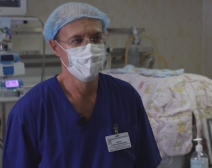 Детский реаниматолог рассказал, как в Кузбассе спасают больных младенцев