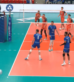 Волейбольный «Кузбасс» потерпел четвертое в сезоне поражение от «Динамо-ЛО»