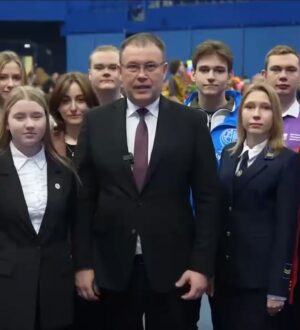 Илья Середюк поздравил кузбасских студентов с праздником