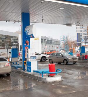 Цены на бензин в Кузбассе выросли за год