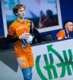 Волейбольный «Кузбасс» сегодня сыграет в гостях с соседом по турнирной таблице