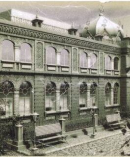 Ретроспектива: уникальное и почти утраченное здание синагоги в Мариинске