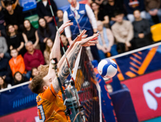 Волейбольный «Кузбасс» сразится с белгородскими «львами» в домашней «Арене»