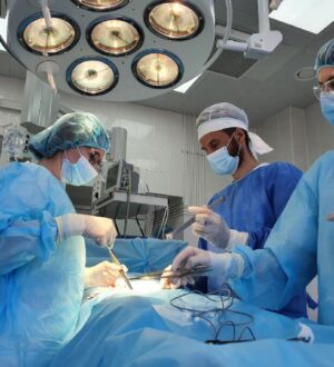 Кузбасские хирурги пересадили почку пациентке в экстремальной ситуации