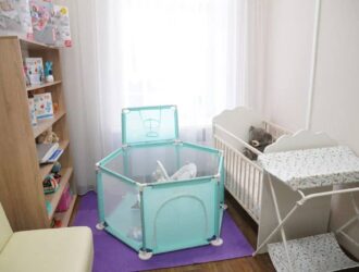 В Кузбассе свыше 300 семей взяли вещи для младенцев в пунктах проката