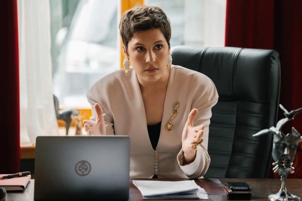 КиноКузбасс: «Комментируй это» - комедия, которая слишком быстро перестает быть смешной