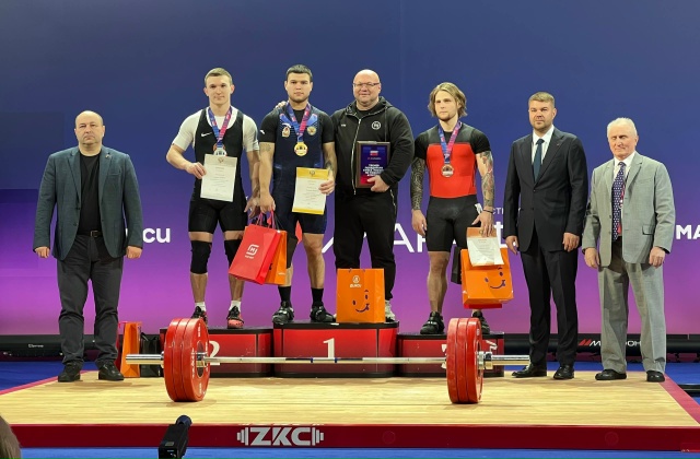 Новокузнецкий штангист взял серебро на Кубке России по тяжелой атлетике