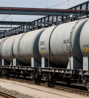 Правительство разрешило производителям снова экспортировать бензин