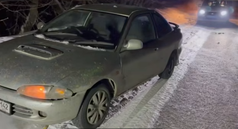 В Новокузнецке задержали 16-летнего парня за рулем иномарки и с  признаками опьянения