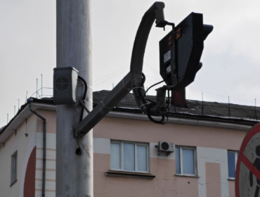 В Кемерове на Кузнецком проспекте появился аудиоинформатор для оповещения о трамваях