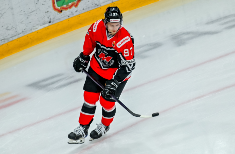Нападающий новокузнецкого «Металлурга» признан лучшим по итогам  игровой недели
