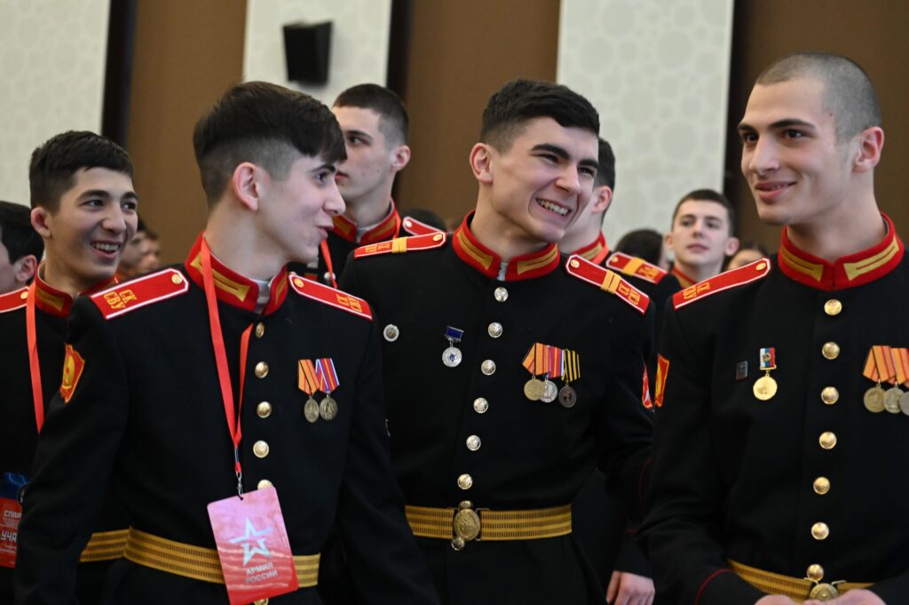 В Кемерове воспитанники военных училищ со всей России покажут мощь и силу армейского рукопашного боя