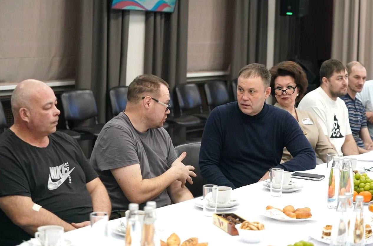 В Кузбассе ветеранов СВО и их близких будут принимать в больницах без очереди