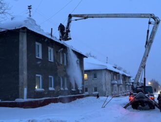 Прокуратура организовала проверку после повреждения крыши в Кемерове