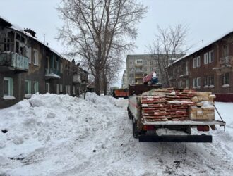 В Кемерове восстанавливают просевшую крышу