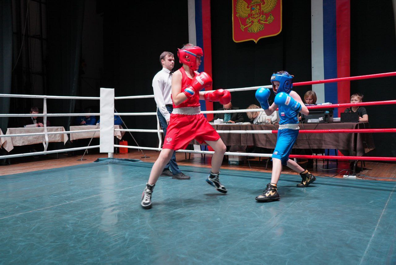 В Мысках прошел открытый городской турнир по боксу