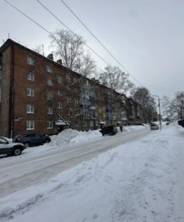 Мэр Калтана рассказал, когда начнут ремонтировать поврежденную сугробами крышу