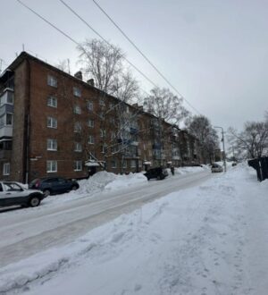 Мэр Калтана рассказал, когда начнут ремонтировать поврежденную сугробами крышу