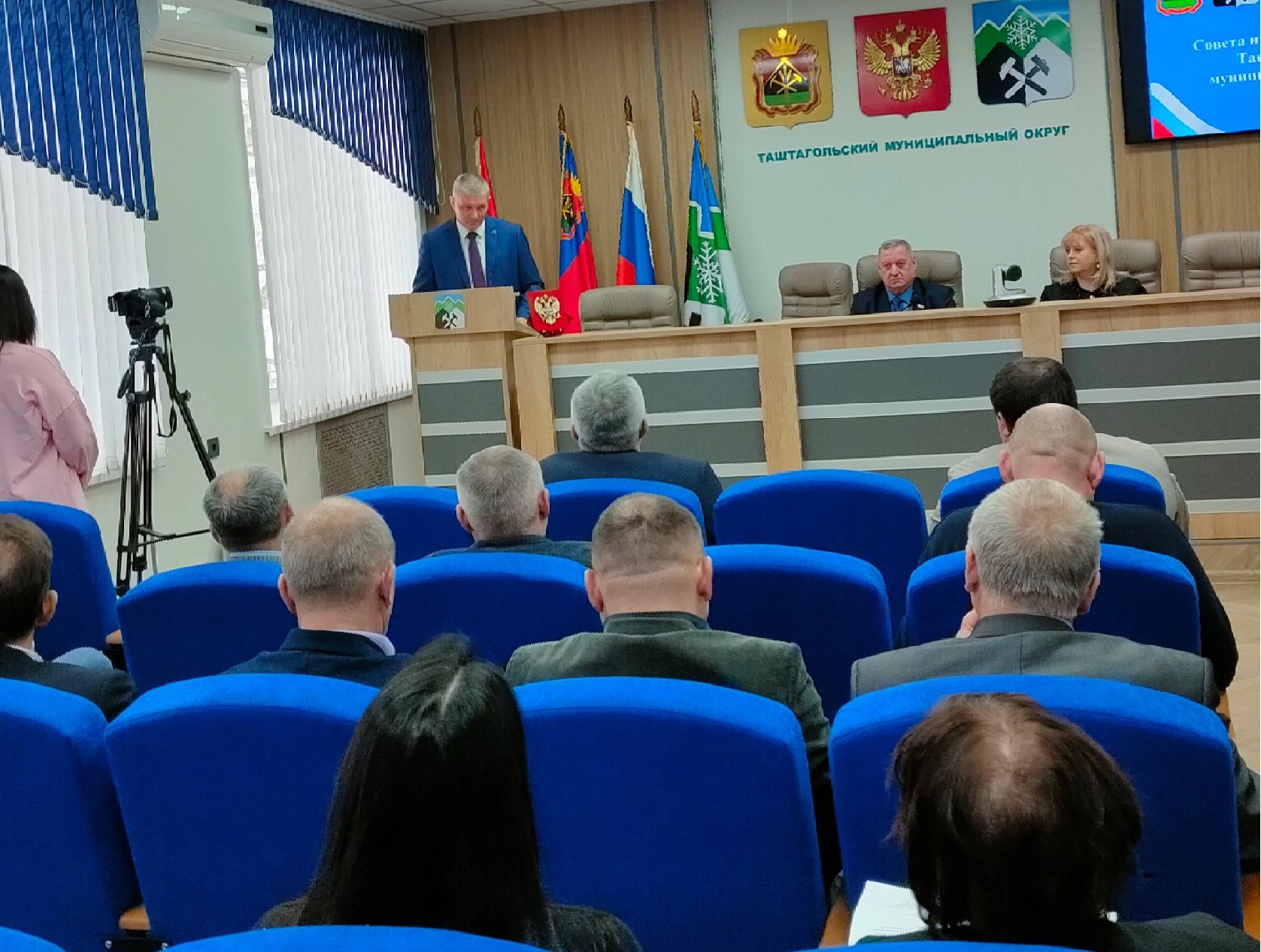 Глава Таштагольского округа Андрей Орлов ушел в отставку