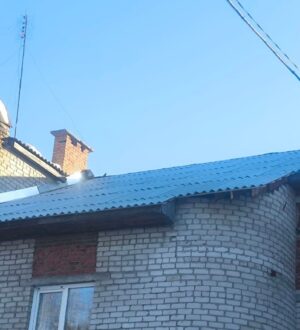 В Юрге восстановили проломившуюся от снега крышу