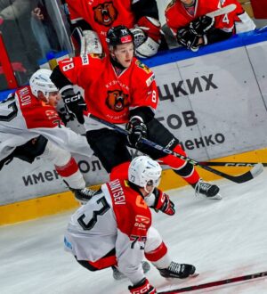 «Кузнецкие Медведи» проиграли все пять матчей домашней серии