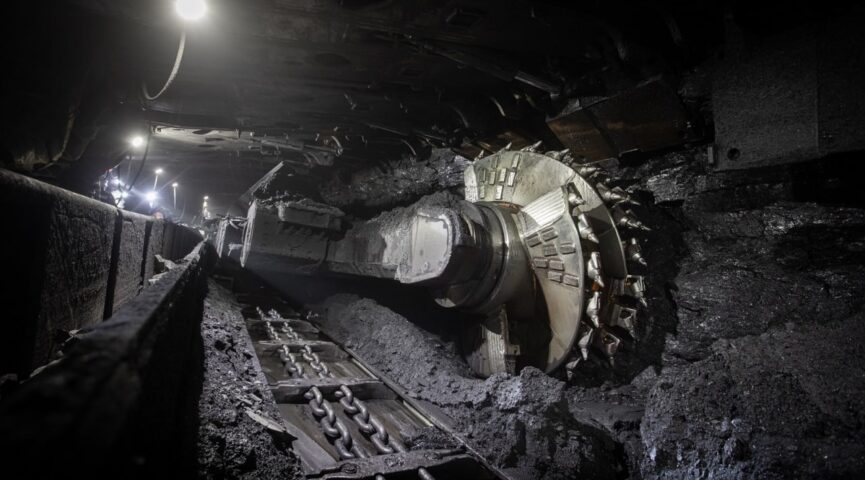 Добыча угля в Кузбассе в начале этого года снизилась на 7%