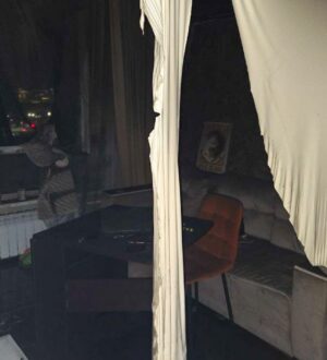 23 человека спасли пожарные из горящего дома в Кемерове