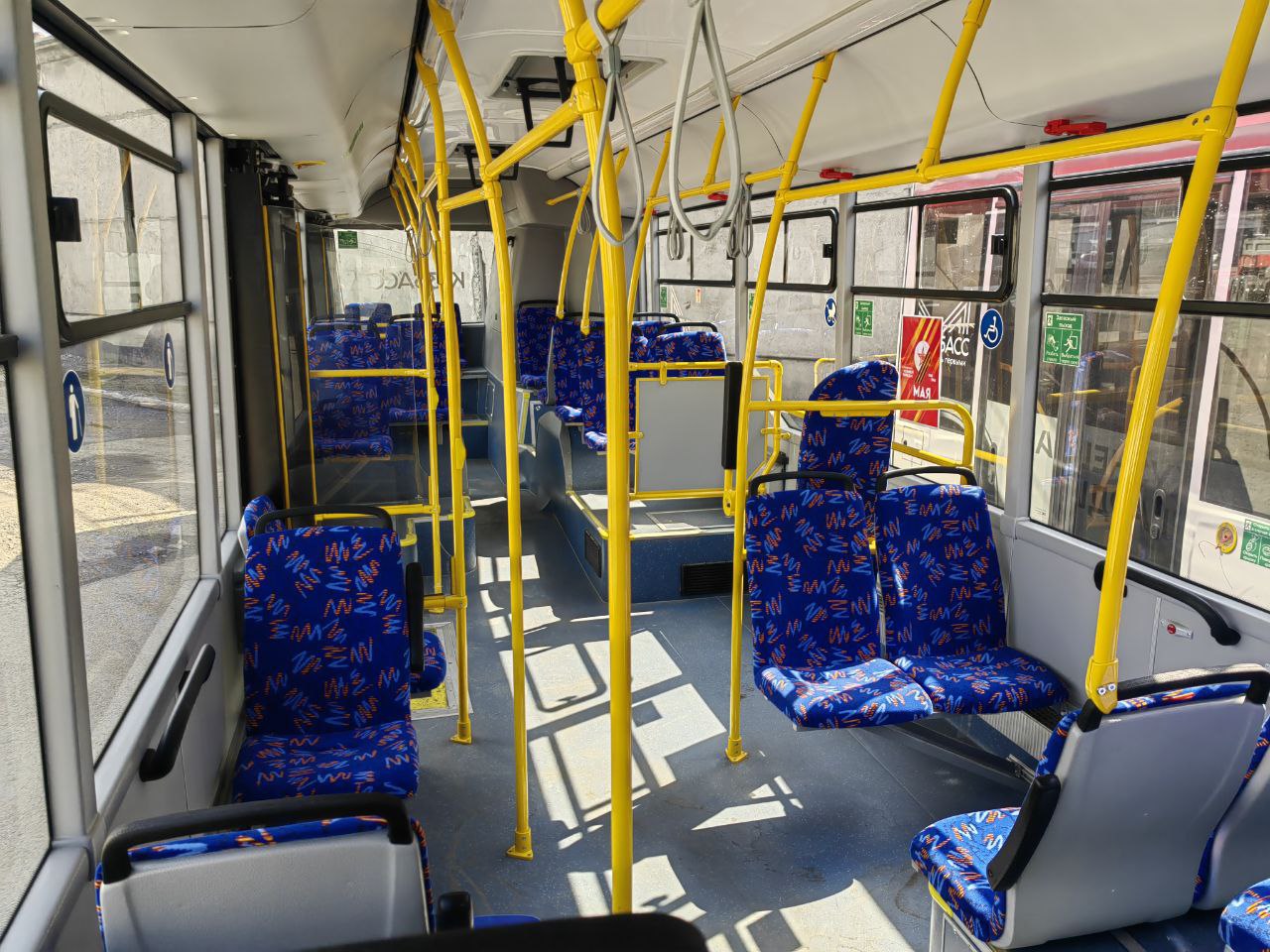 В Кемерове полицейские проверили информацию о падении пассажира из автобуса