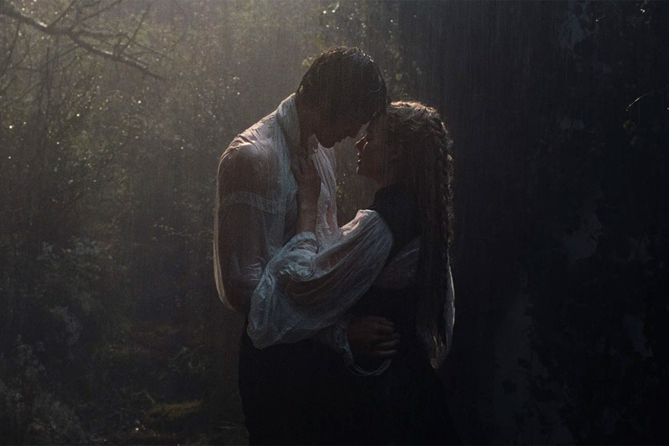 КиноКузбасс: «Грозовой перевал» – страсть, которая разрушает громче, чем шторм