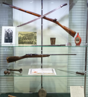 В Новокузнецке открыли выставку, посвященную землякам, которые стояли на страже Родины с момента создания Красной Армии