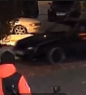 В Кемерове оштрафовали водителя, который проехал по тротуару, чтобы разогнать пешеходов