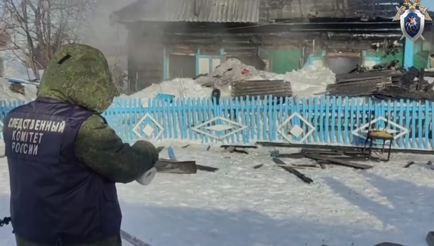 В Кузбассе пожар унес жизни матери и ее малолетнего сына