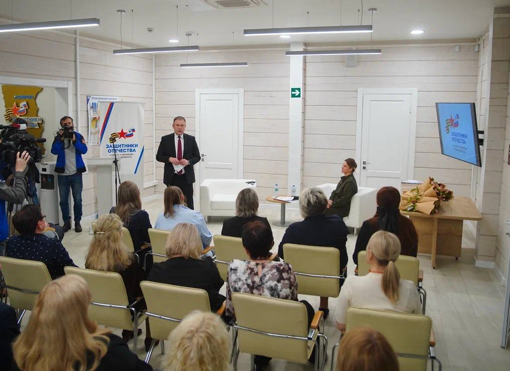 Губернатор Кузбасса поблагодарил за работу социальных координаторов